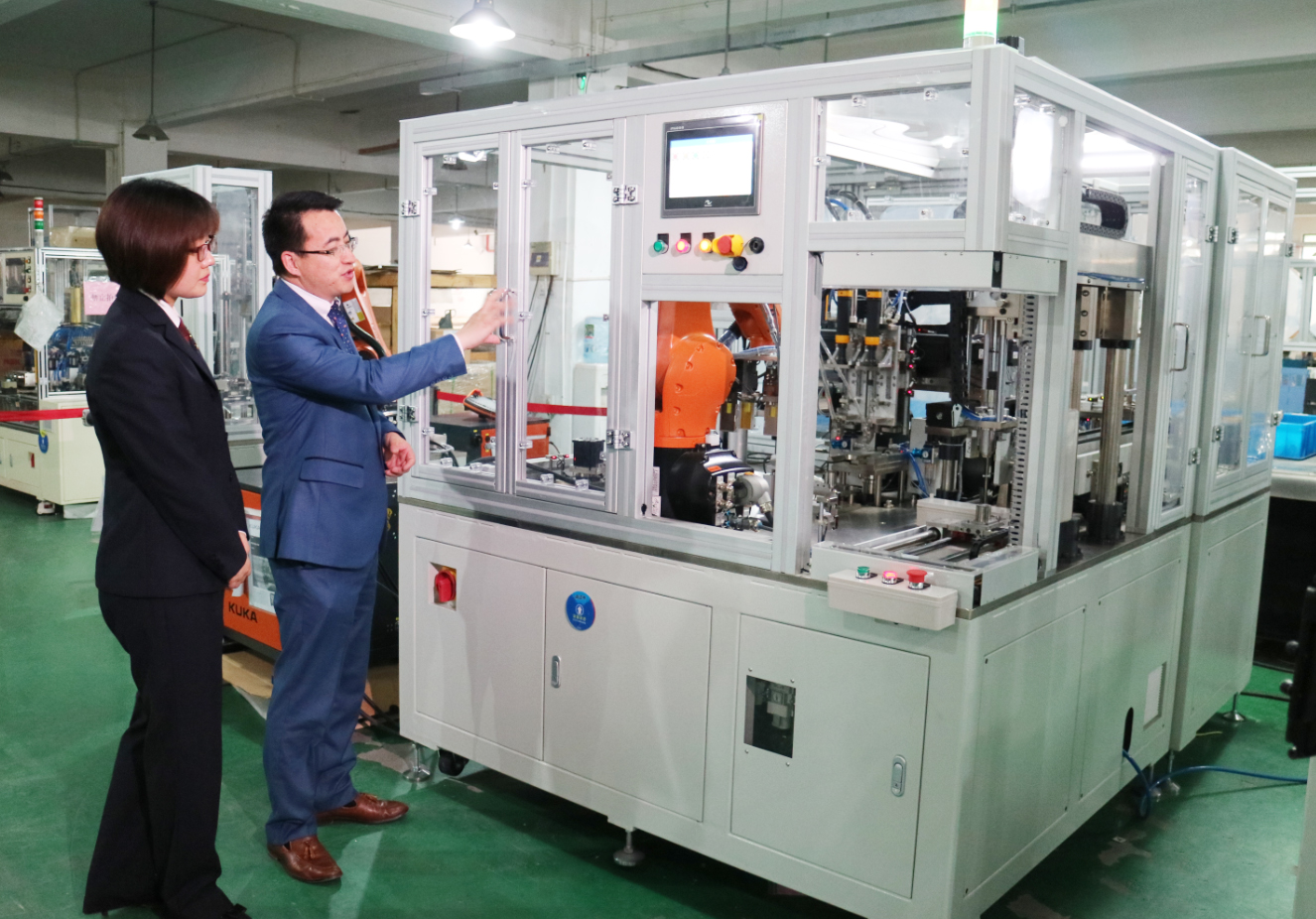 虎丘區(qū)人民檢察院知識產(chǎn)權(quán)檢察部副主任王雨晴走訪調(diào)研通錦